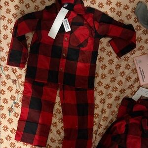 Old Navy Kids Plaid Pajama Set in Red and Black